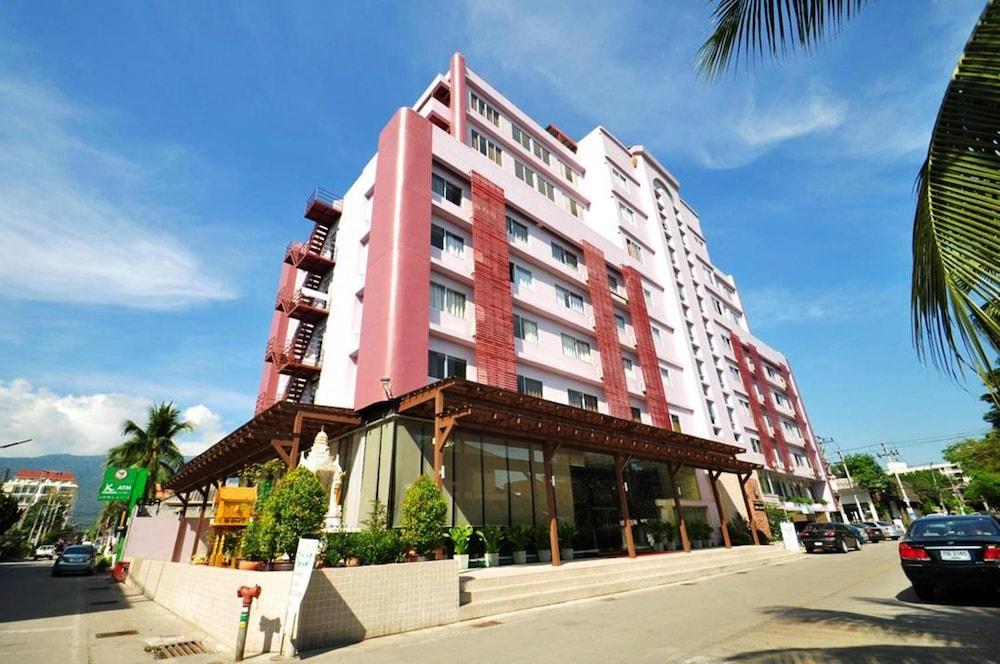 Mayflower Grande Hotel Chiang Mai Bagian luar foto